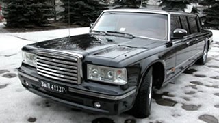 Mr Poutine du de sa nouvelle Limousine ZIL